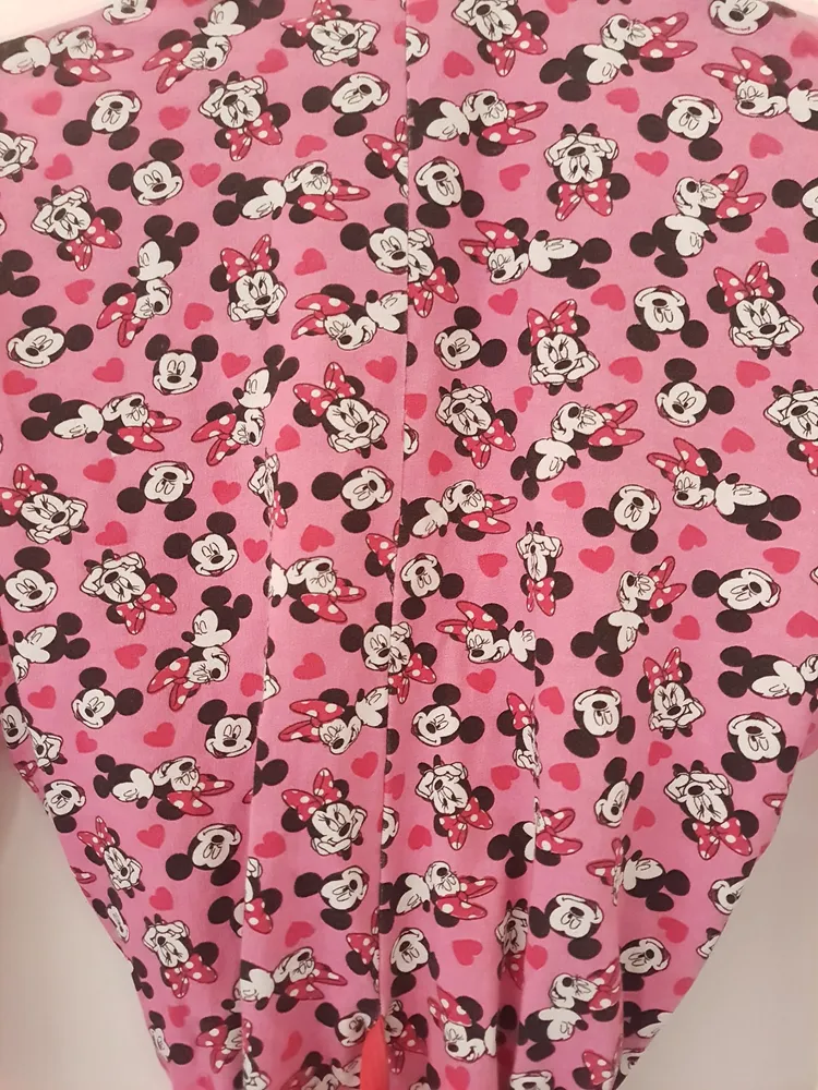 robe de malha de algodão estampa minnie e mickey