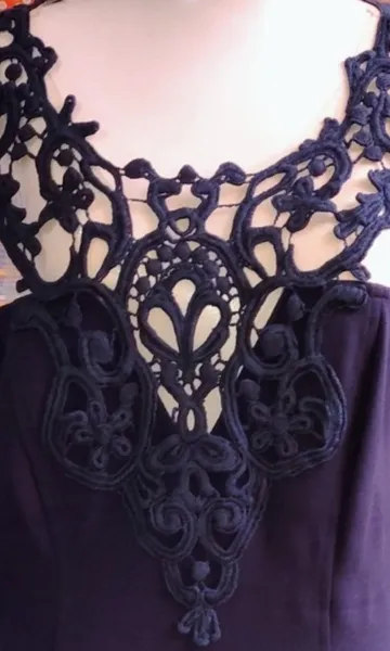 Vestido preto Ellen de Toi com detalhes em bordado e tule G