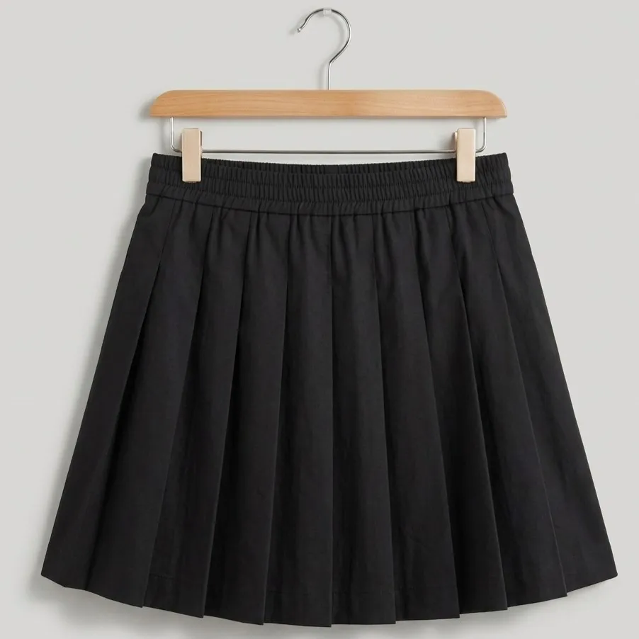 Saia Colegial Plissada Preta GG Wear Ever