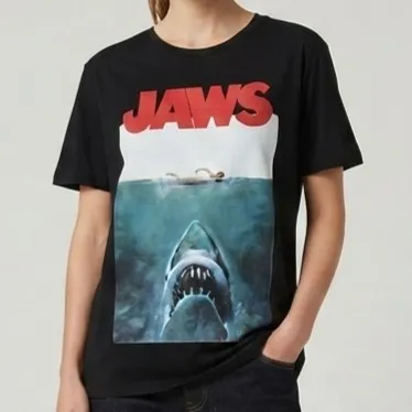 Camiseta Feminina Tubarão Jaws Preta M  C&A
