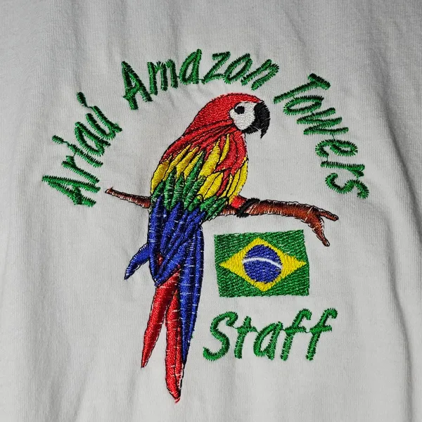Camiseta Brasil Bordada Branca G