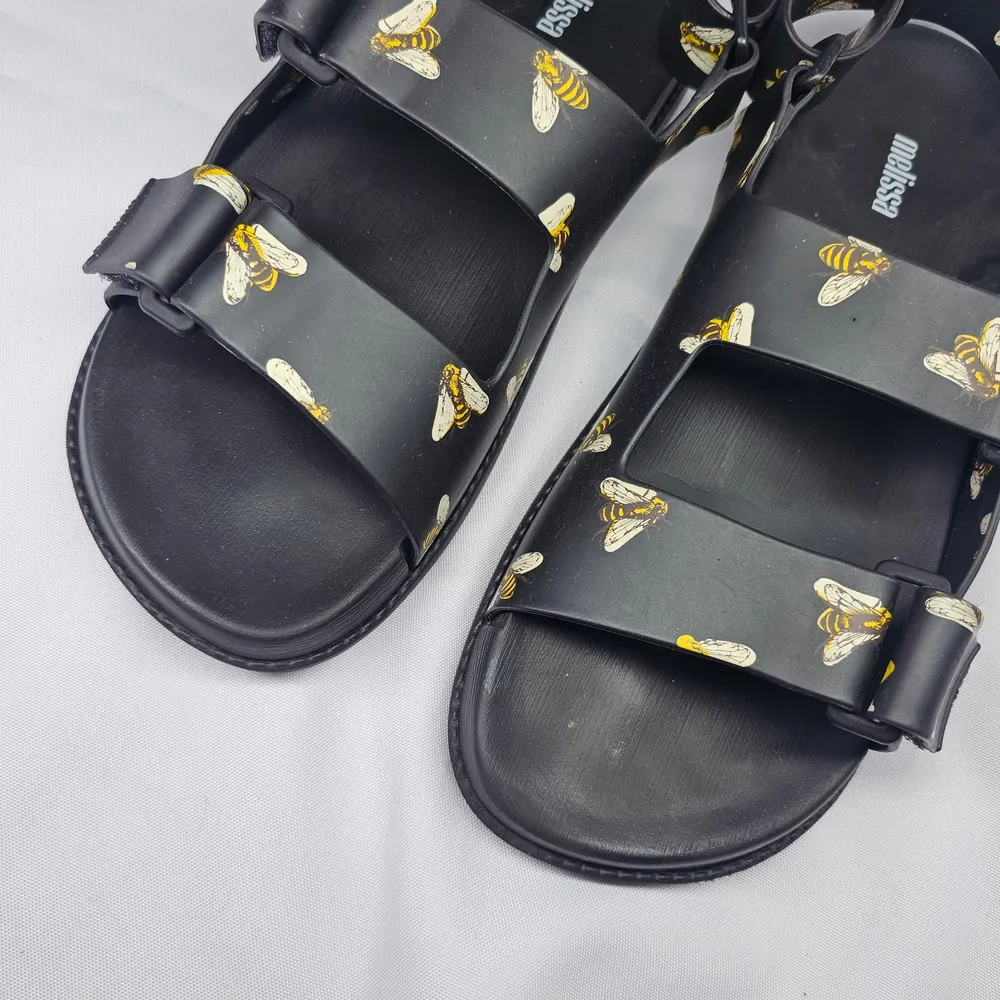 Sandália Melissa Papete Pretty Print Abelhas 38