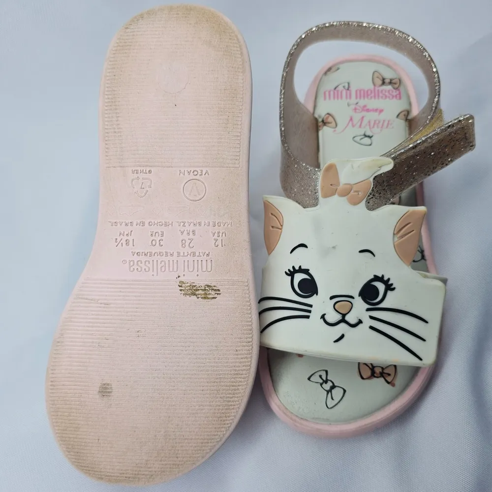 Mini Melissa Jump Cats and Dogs Gatinha Marie 28