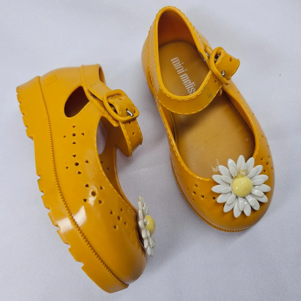 Mini Melissa Margarida 19