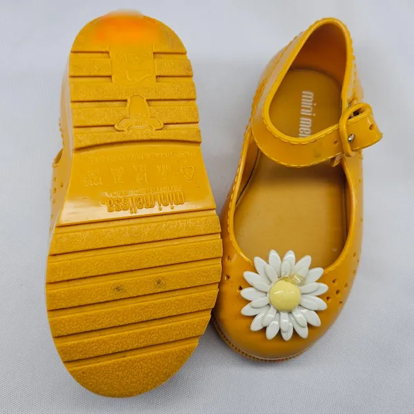 Mini Melissa Margarida 19