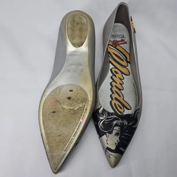 Sapatilha Melissa Glam Wonder Woman 37