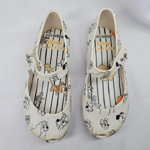 Mini Melissa Ultragirl Cats and Dogs 25