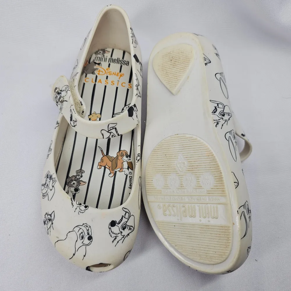 Mini Melissa Ultragirl Cats and Dogs 25