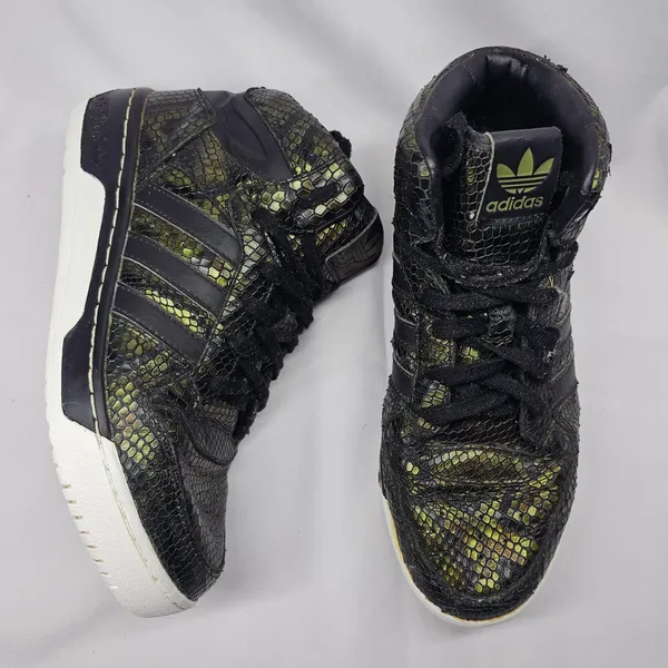 Tênis Cano Alto Adidas M Attitude Revive W 36