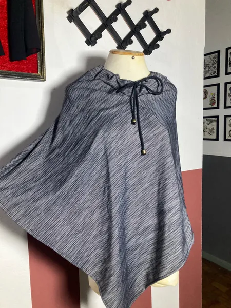 poncho em moletom