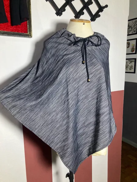 poncho em moletom