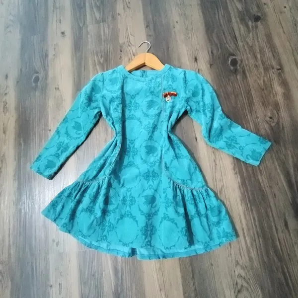 Vestido Veludo Manga Longa