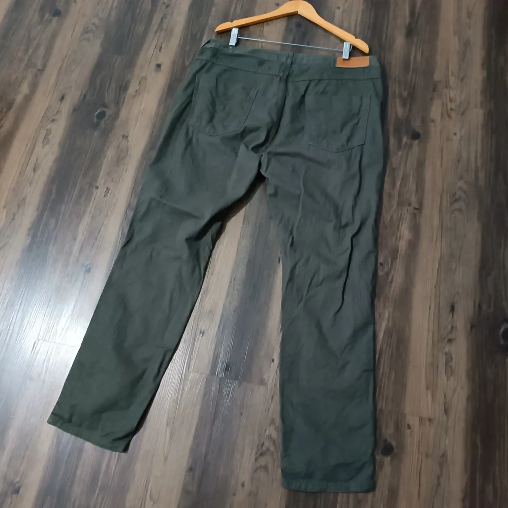 Calça Slim Verde Oliva