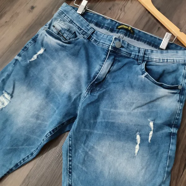 Calça Jeans Destroyed