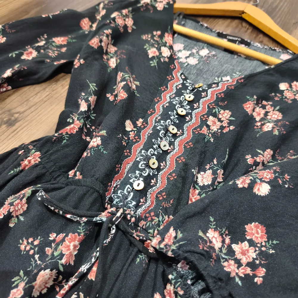 Macaquinho Forever 21 Floral M