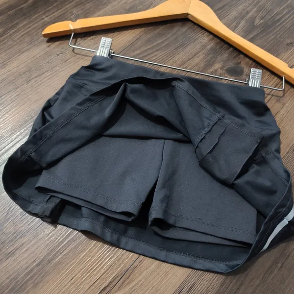 Short Saia Artengo Infantil Tamanho 7.8 anos