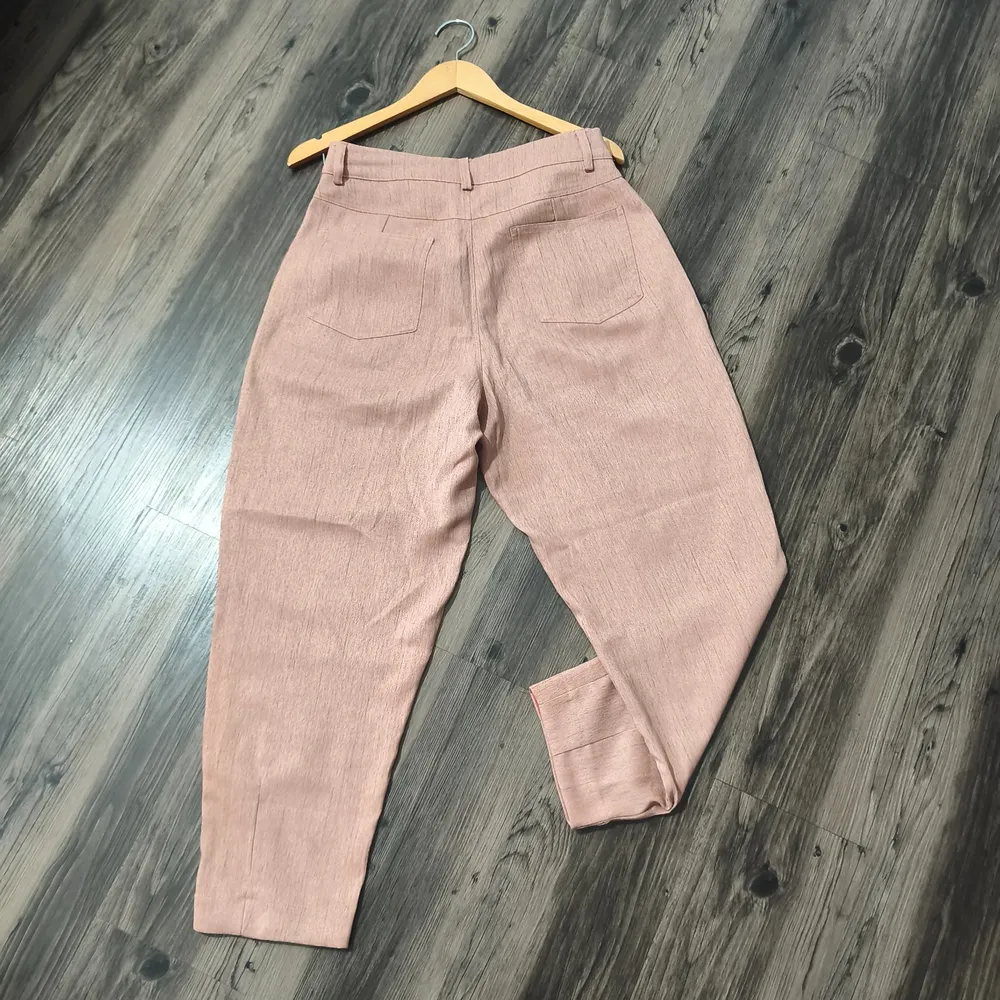 Calça Cenoura Handbook Veste g