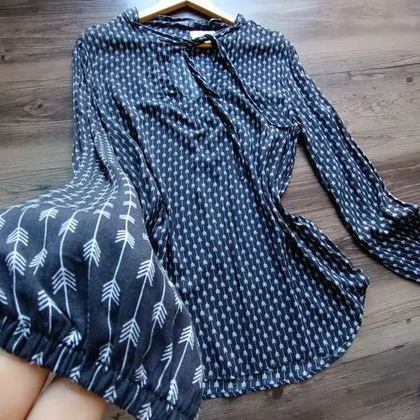 Blusa Preta Manga Longa Tamanho 44