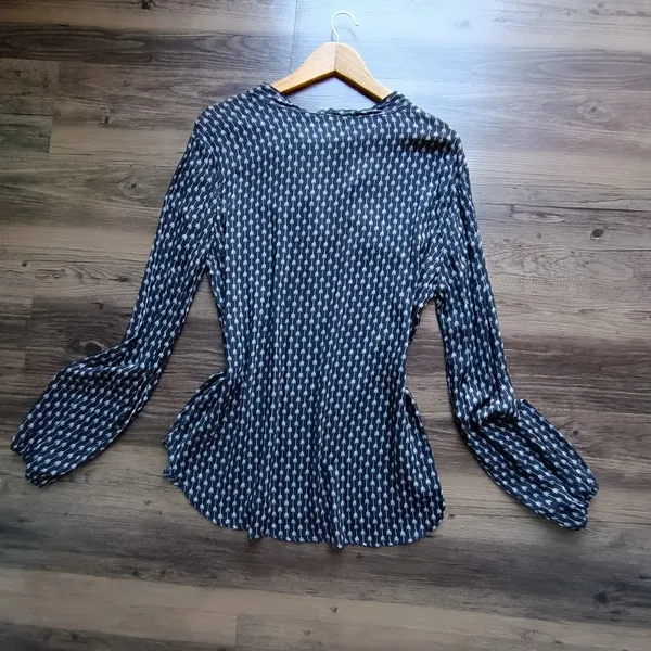 Blusa Preta Manga Longa Tamanho 44