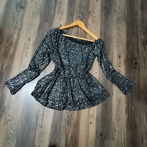 Blusa Peplum Manga Longa Ombro Único
