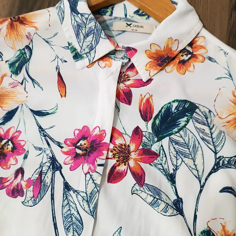 Camisa Floral Manga Longa