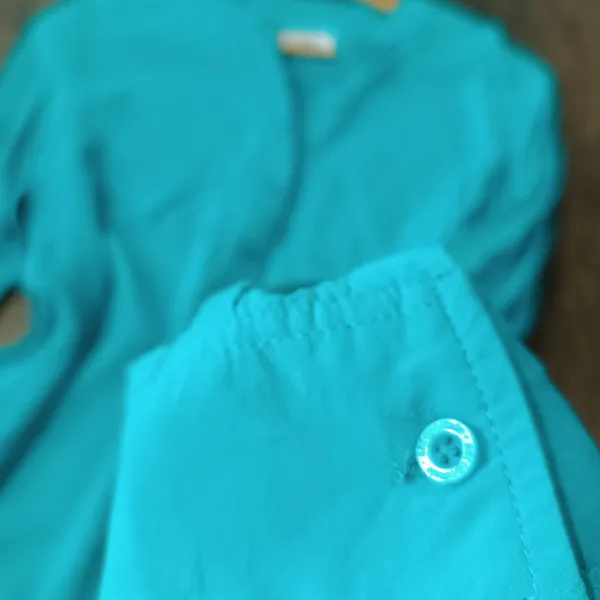 Camisa Alongada Manga Longa cor Verde Aéropostale