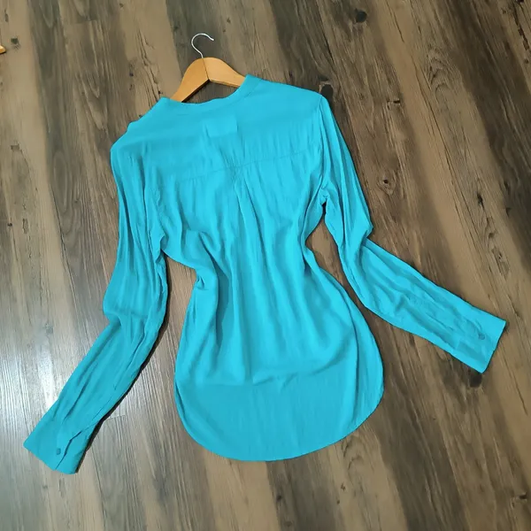Camisa Alongada Manga Longa cor Verde Aéropostale