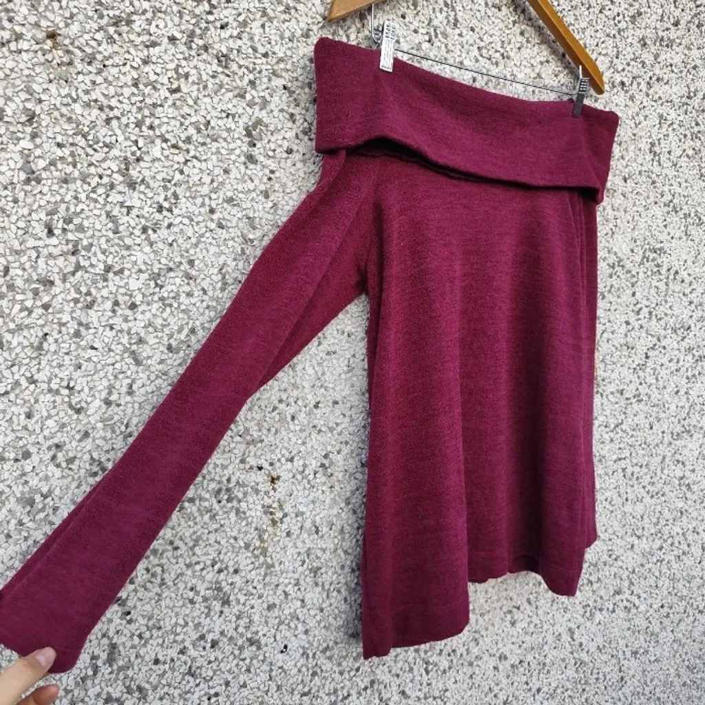 Blusa ombro a ombro tricô