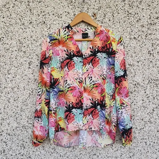 Blusa estampada colorida