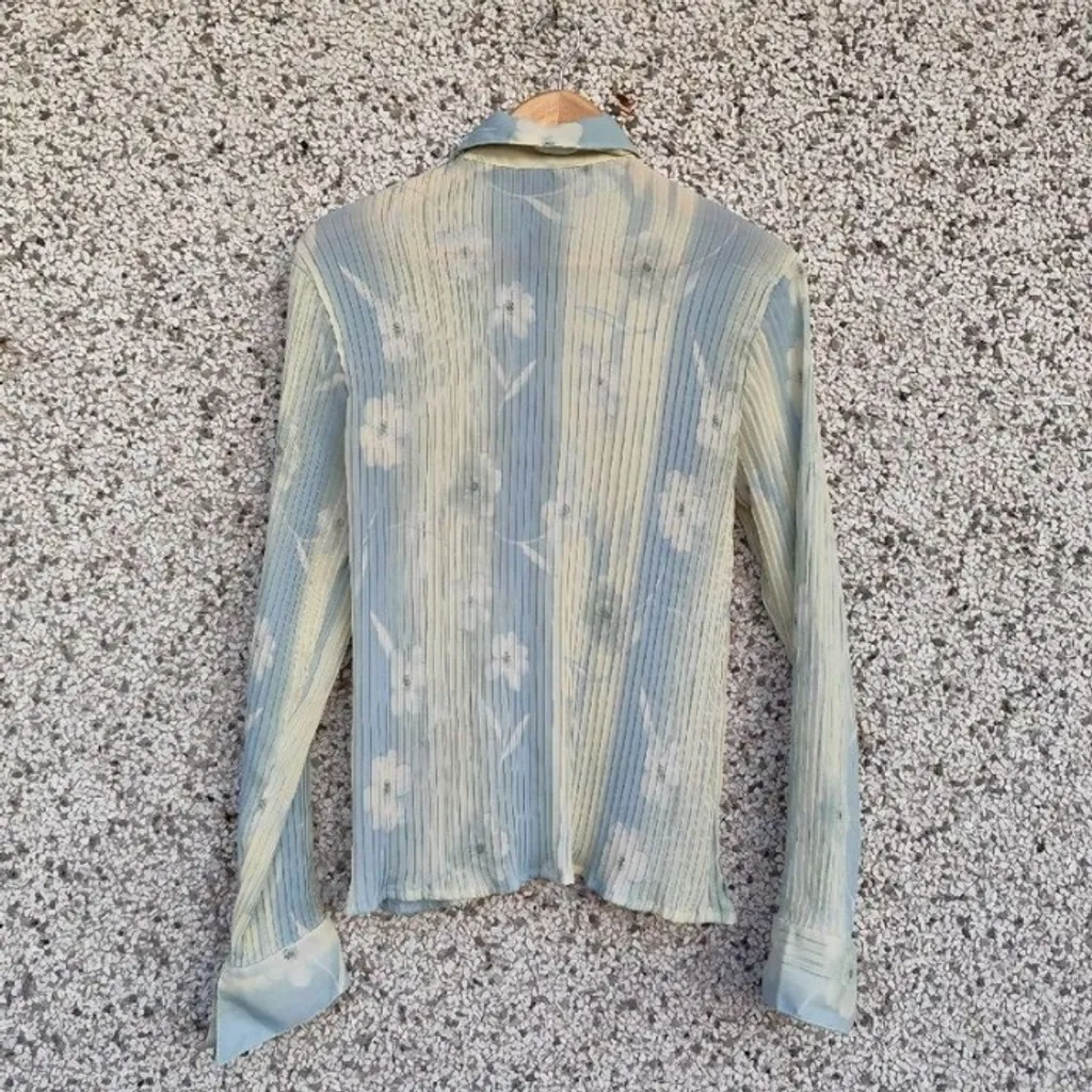 Camisa vintage plissada