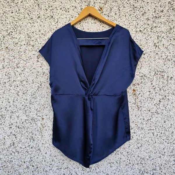 Blusa Shein Curve azul-marinho 1XL