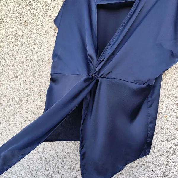 Blusa Shein Curve azul-marinho 1XL