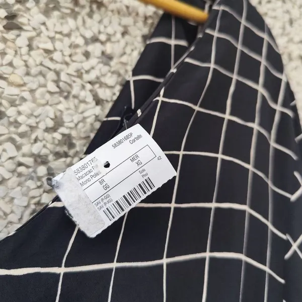 Macaquinho preto plus size