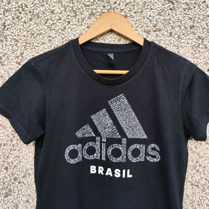 Camiseta feminina Adidas