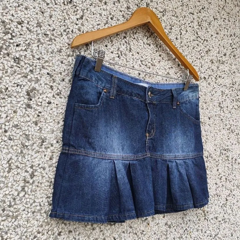 Minissaia jeans rodada Y2K