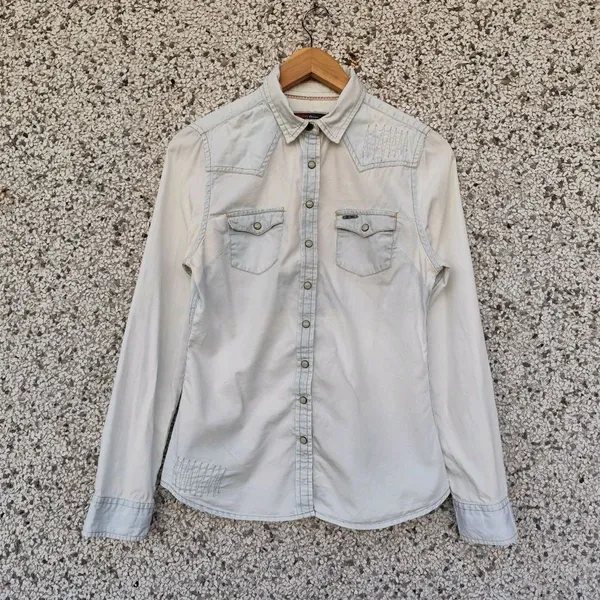 Camisa jeans feminina