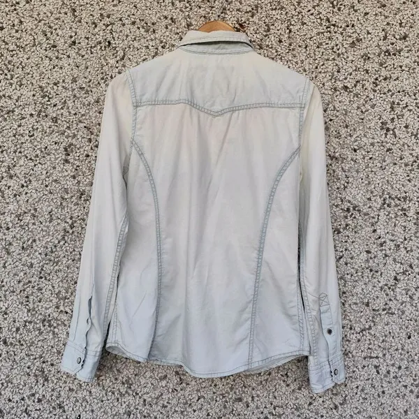 Camisa jeans feminina