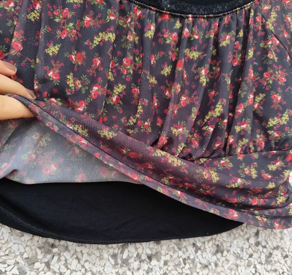 Blusa cropped ciganinha tule