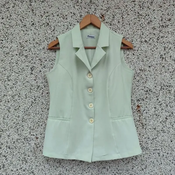 Camisa sem mangas verde claro