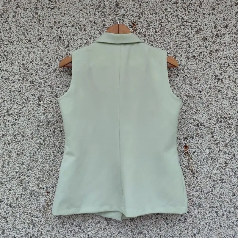 Camisa sem mangas verde claro