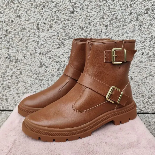 Bota marrom tratorada Moleca