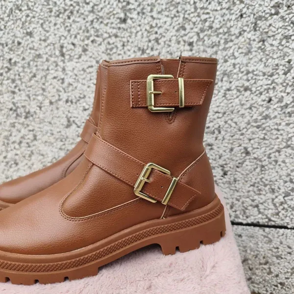 Bota marrom tratorada Moleca