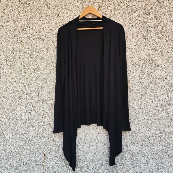Cardigan feminino preto alongado