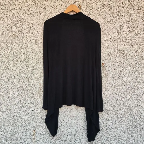 Cardigan feminino preto alongado