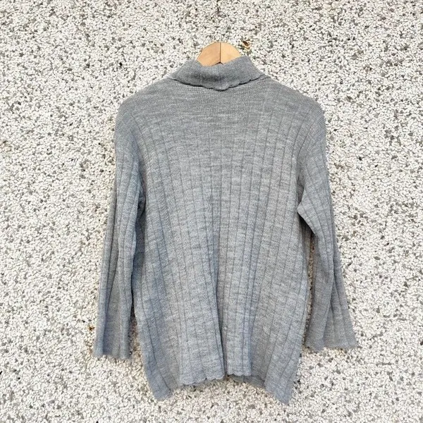 Suéter tricô plus size cinza