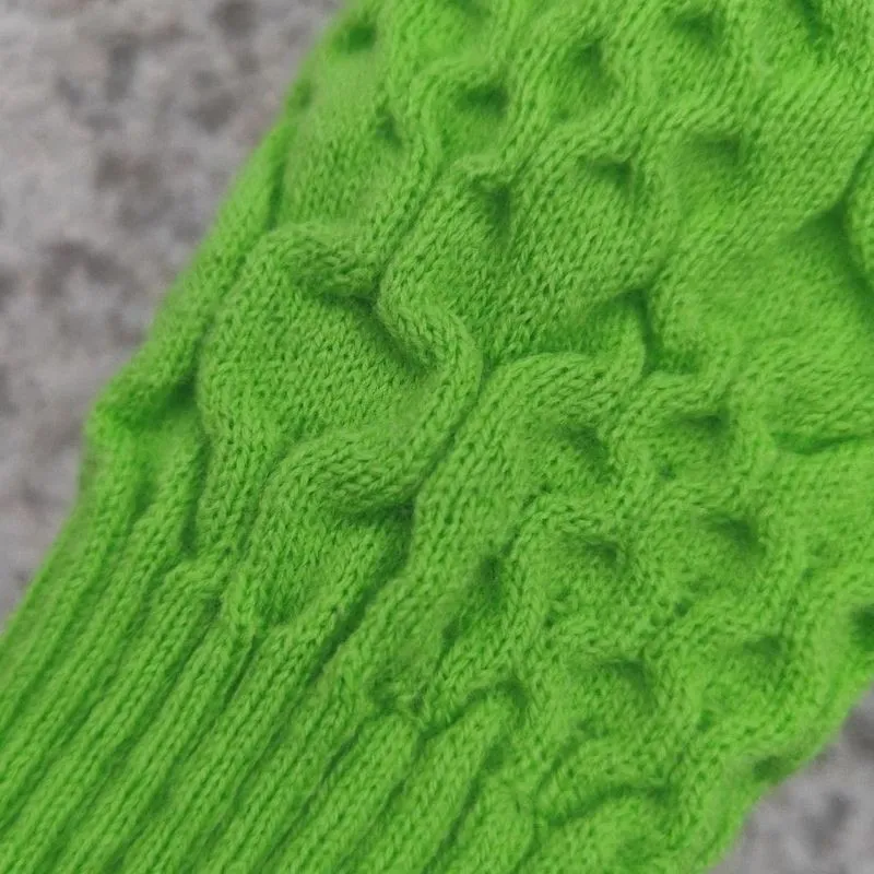 Suéter tricô gola alta verde