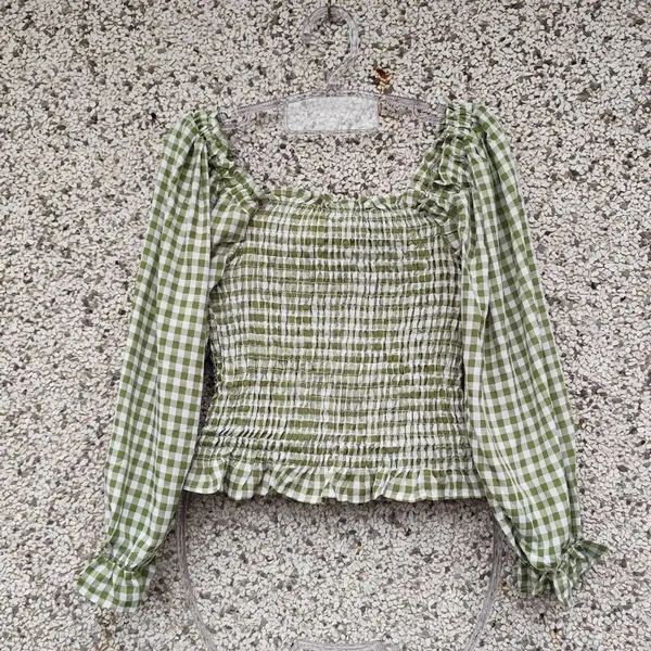 Blusa verde xadrez lastex