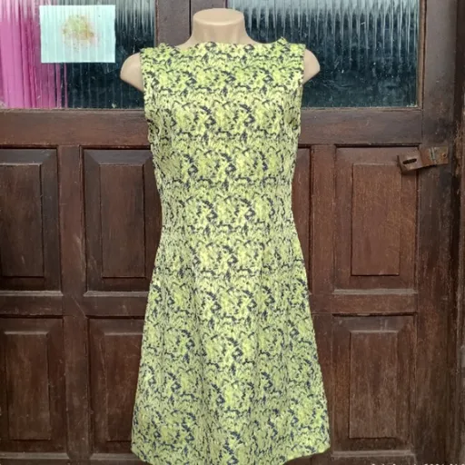 vestido anos 70 tubinho jacquard fresh e chic