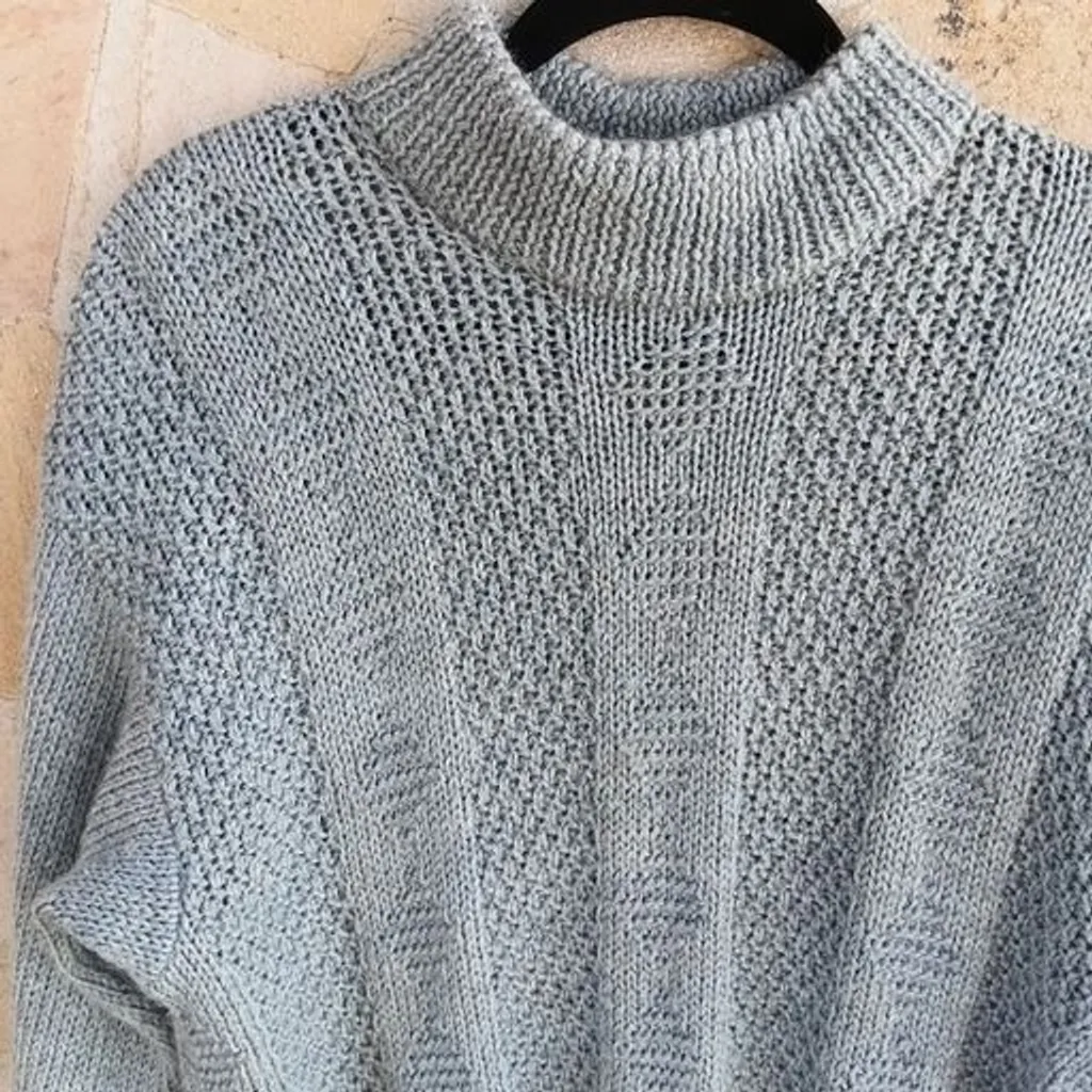 Blusa vintage de tricô azul claro cgc