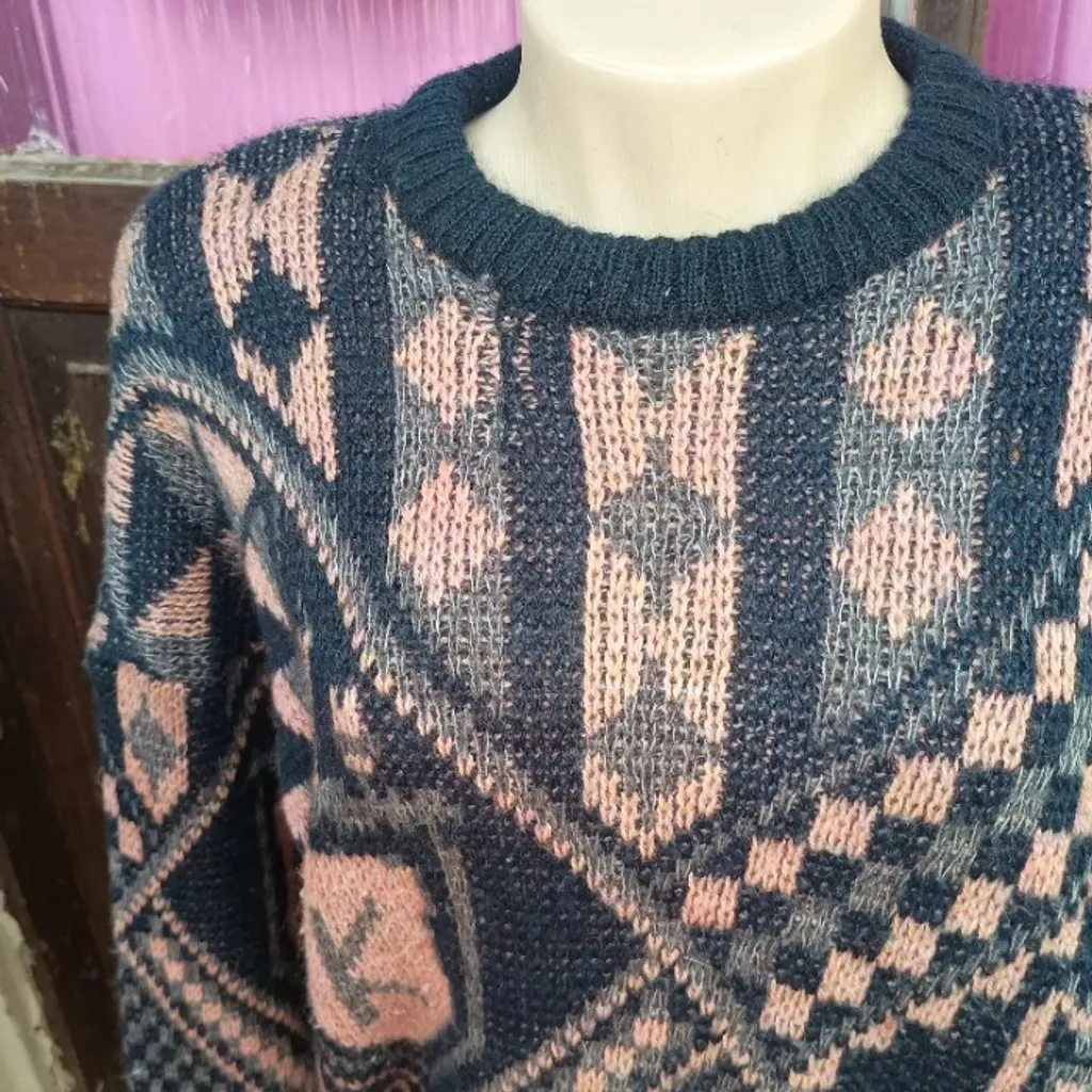 PROMOÇÃO SÓ HOJE DIA 23  suéter de lã anos 90 vintage cgc